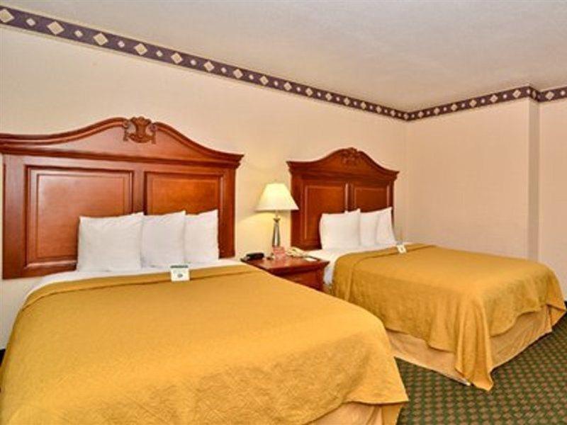 Quality Inn & Suites Seattle Center Номер фото
