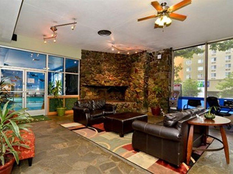 Quality Inn & Suites Seattle Center Интерьер фото