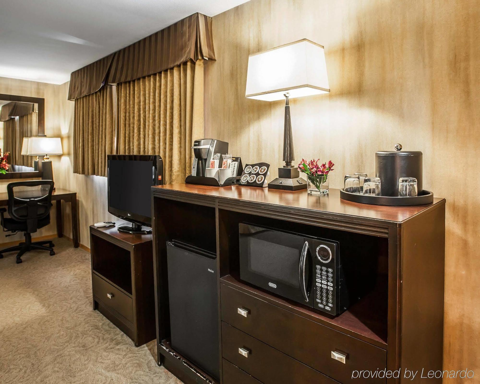 Quality Inn & Suites Seattle Center Экстерьер фото
