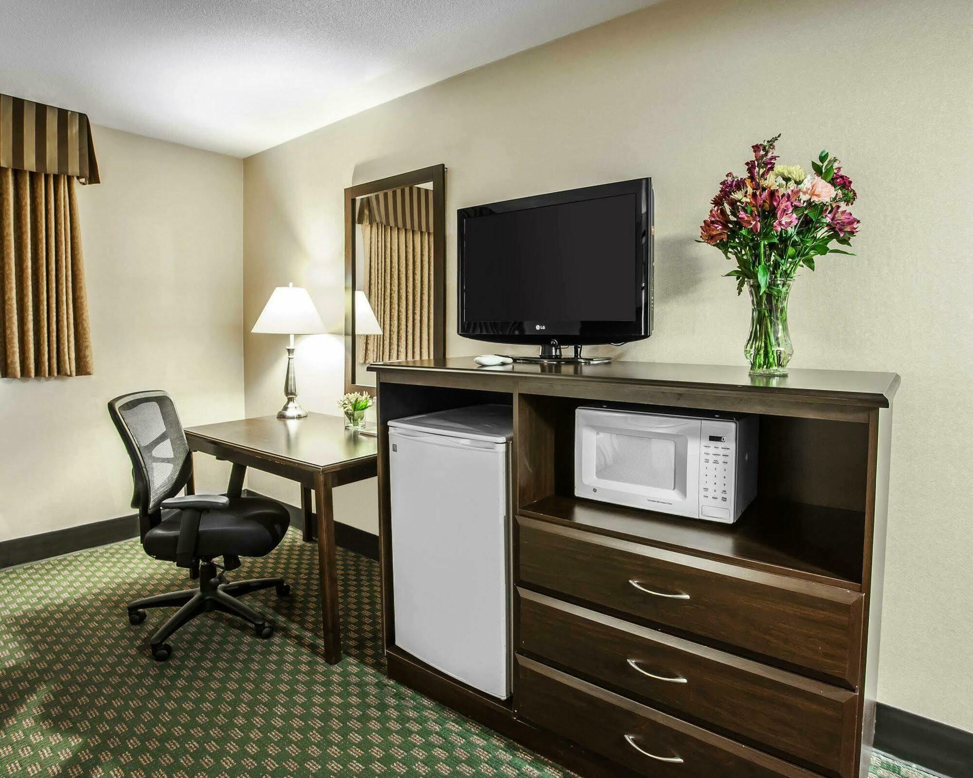 Quality Inn & Suites Seattle Center Экстерьер фото